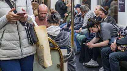 İzmir Metrosu’nda kesintisiz iletişim dönemi başladı