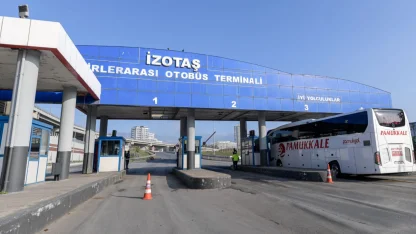 İzmir Otogarı’nda haciz işlemi başlatıldı