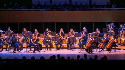 İzmir’de Ata’ya özlem notalarla yankılandı