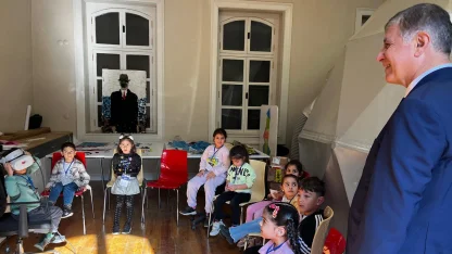 İzmir'de Başkan Tugay’dan çocuklara: ''Her şey sizin için''