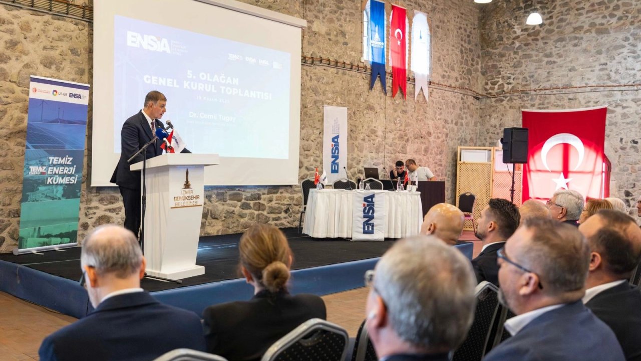 İzmir&#039;de Başkan Tugay’dan sanayicilere yeşil dönüşüm çağrısı