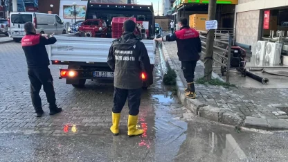 İzmir'de erken önlemler taşkını önledi