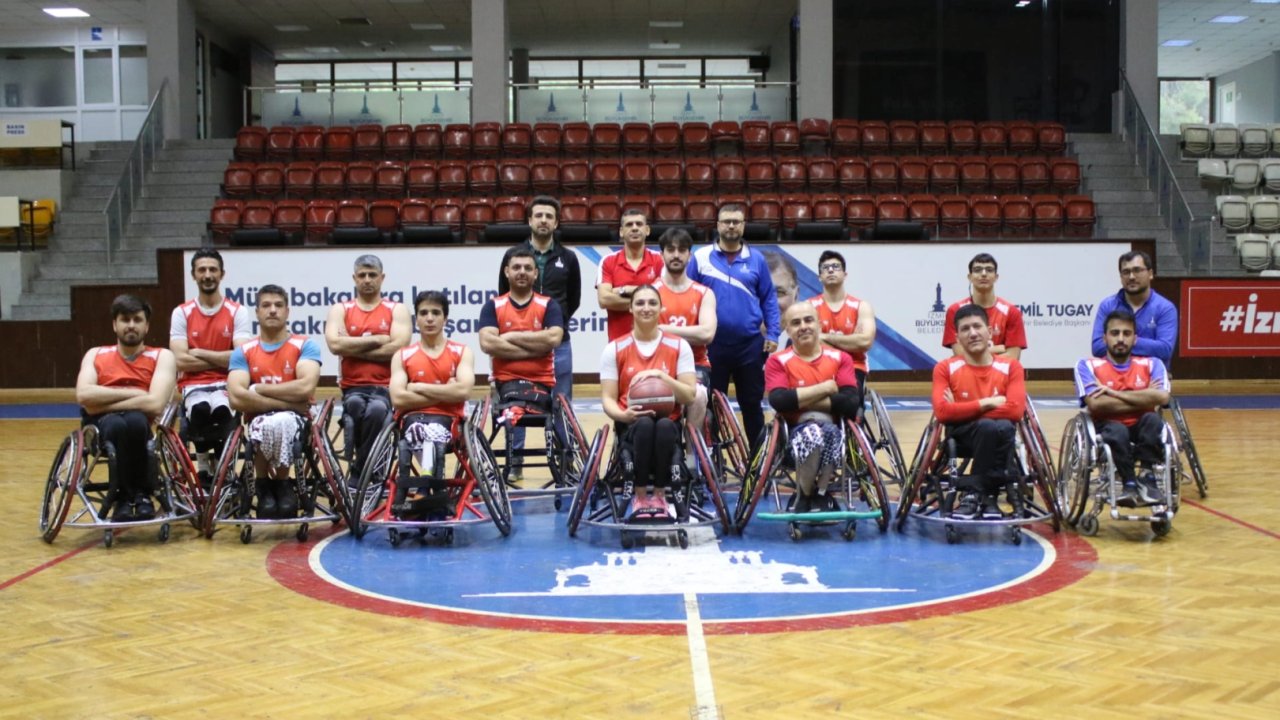 İzmir&#039;in Süper Lig’de 20’inci gurur yılı