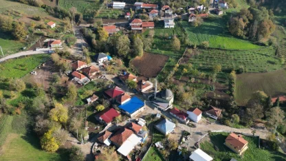 İzmit Orhaniye'de bozulan yollara bakım