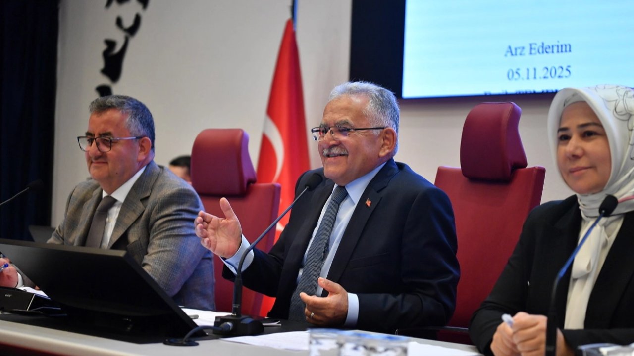 Kayseri Büyükşehir Meclisi&#039;nden Büyükkılıç&#039;a &#039;su&#039; teşekkürü