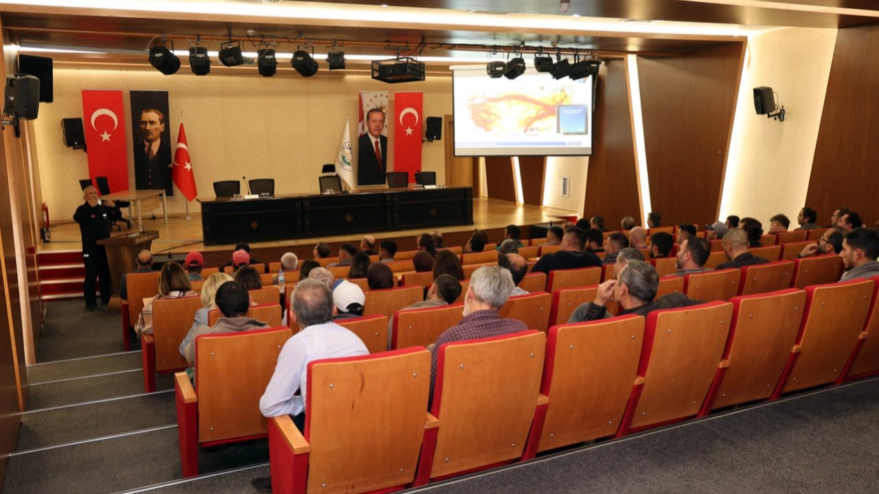 Kayseri Talas&#039;tan personele afet eğitimi