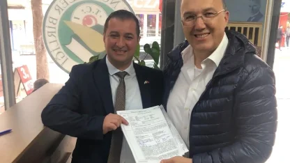 Keşanlı iş insanı Mercan'dan Yenimuhacir'e hibe araç