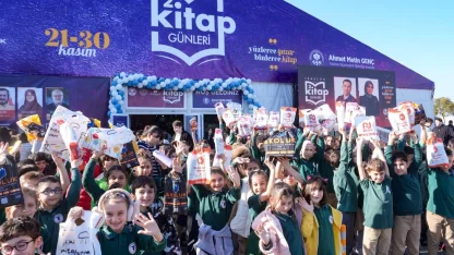 Kitap şölenine çocuklardan yoğun ilgi
