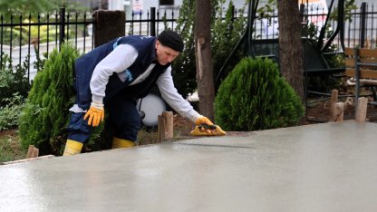 Kocaeli Büyükşehir’den huzurevine Bocce sahası