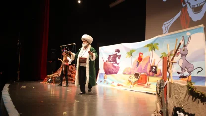 Kocaeli Çayırova’da çocuklar tiyatroyla ara tatilin keyfini çıkardı