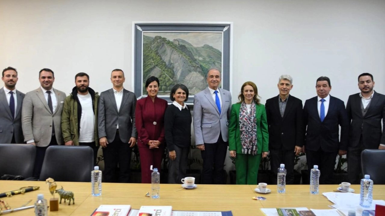 Kocaeli ile Asenovgrad kardeş şehir oldu