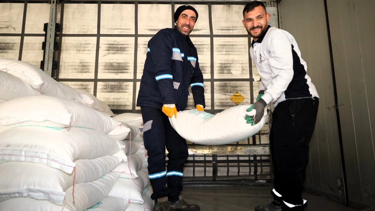 Kocaeli&#039;den arıcılara yüzde 50 hibeli arı yemi