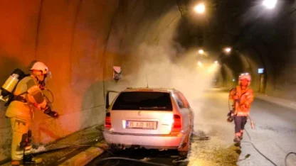 Konak Tünelleri’ndeki araç yangınına hızlı müdahale