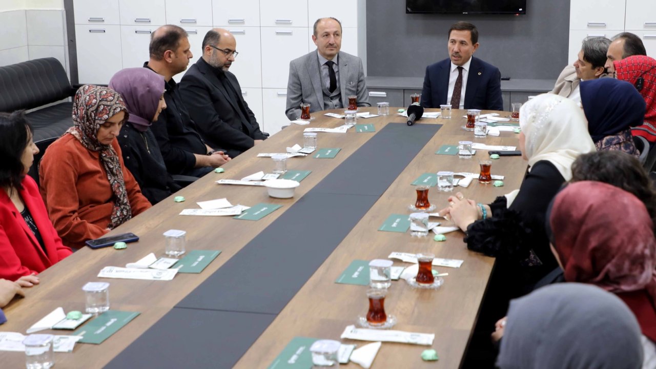 Konya Karatay’da halı saha müjdesi