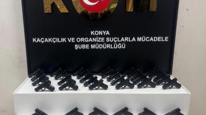 Konya'da yüzlerce silah ele geçirildi