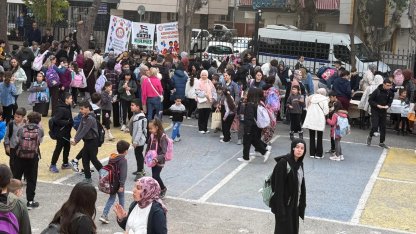 Manisa Yunusemre'de Üzümcüler İlkokulu'nda kermes