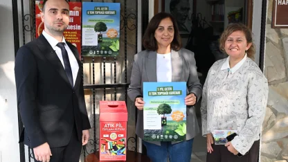 Manisa’da 1 kilogram atık pil getirene zeytin fidanı hediye