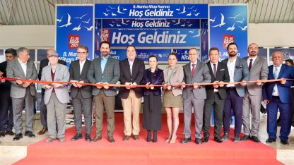 Manisa'da kitapla 8'inci buluşma