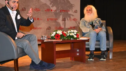 Manisa’da Suavi ile edebiyat ve sanat dolu gece