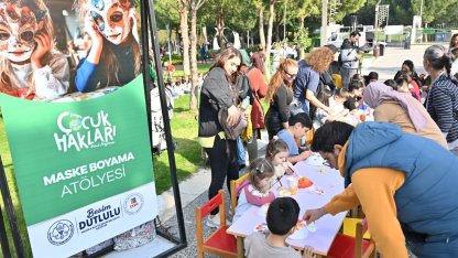 Manisalı çocuklar haklarını eğlenerek öğrendi