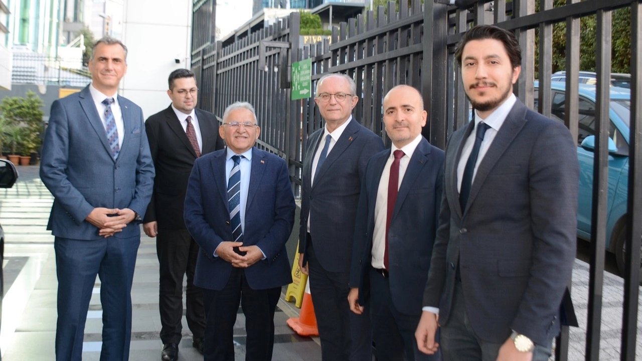 Memduh Büyükkılıç&#039;tan Aksa Doğalgaz mesaisi