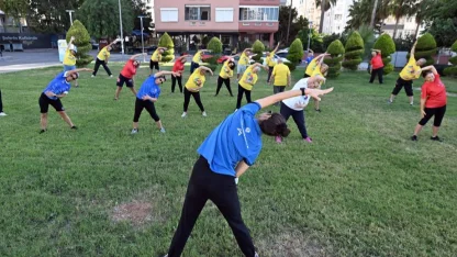 Mersin’de emeklilere “Sabah Sporu” etkinliği
