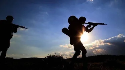 MSB: Sınırda 205 kişi yakalandı! 3 terörist teslim oldu