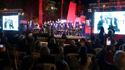 Mudanyalıların kalbi Atatürk için attı