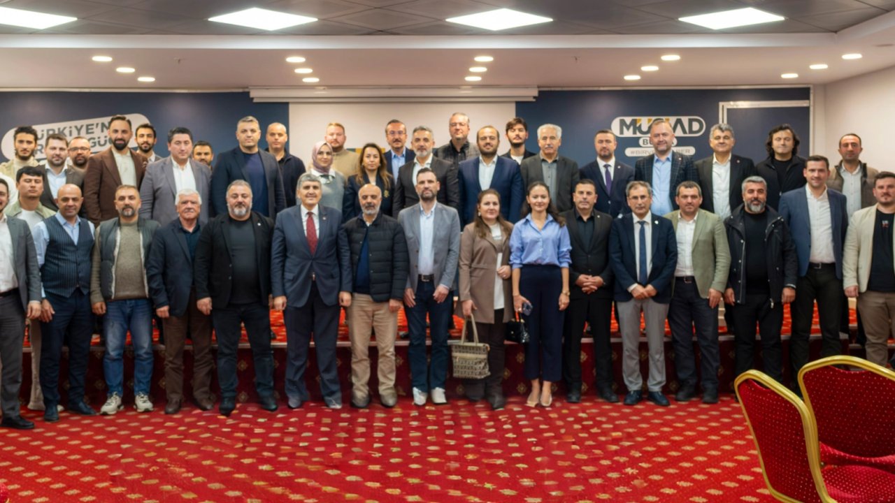 MÜSİAD Bursa&#039;da &#039;Müstakil Düşünceler Zirvesi&#039;nde küresel beklentiler