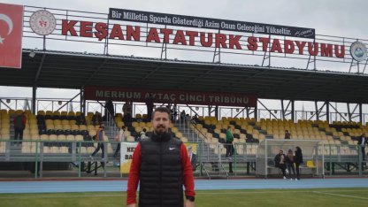 Müzikten sahaya uzanan yolculuk... Keşanlı müzisyen yıllar sonra futbola döndü