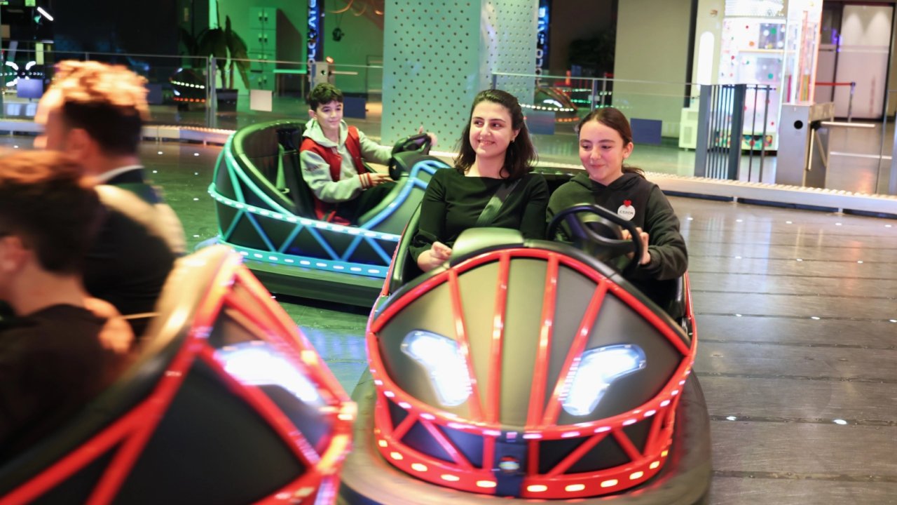 Osmangazi’de ara tatilde öğrencilere motivasyon kazandıran eğlence