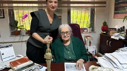 Prof. Dr. İoanna Kuçuradi’ye Efes Selçuk’tan onur ödülü