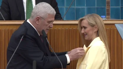 Prof. Dr. İpek Özkal Sayan İYİ Parti’ye katıldı