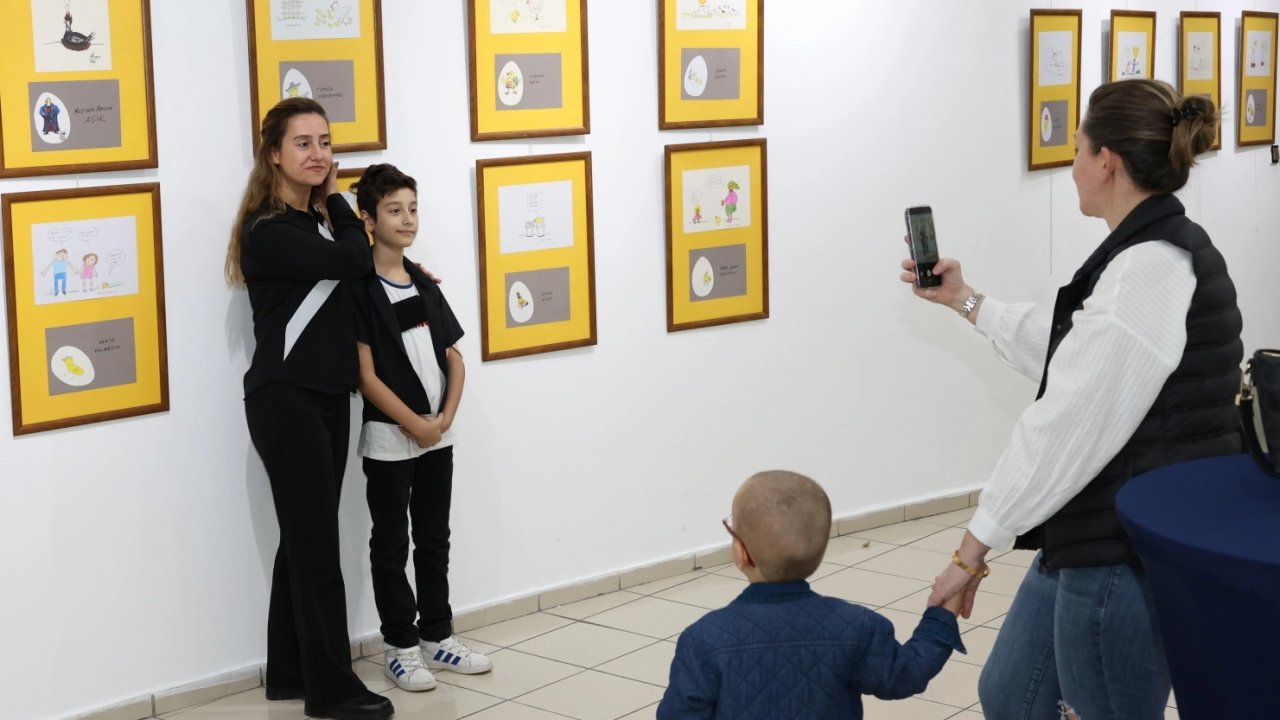 Rıfat Ilgaz’ın &#039;Öksüz Civciv&#039;i çocukların çizimleriyle hayat buldu