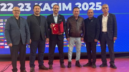 Sağlığın yeni rotası Bursa’da belirlendi... Sağlık Turizmi Zirvesi'nde sürpriz ziyaretçi