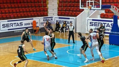 Sakarya Büyükşehir Adana potasından galip döndü