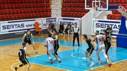 Sakarya Büyükşehir Adana potasından galip döndü