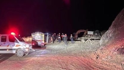 Sivas’ın Divriği'ndeki göçükte arama çalışmaları sürüyor