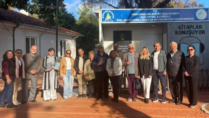 Yazar ve şairler gönüllü okuyucu oldu