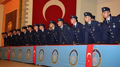 Yedek subaylar Kütahya'da yemin etti