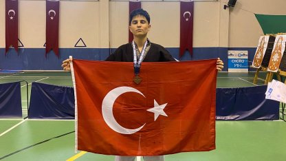 5. Dünya Alpagut Şampiyonası'nda İzmirli öğrenciden çifte üçüncülüğü