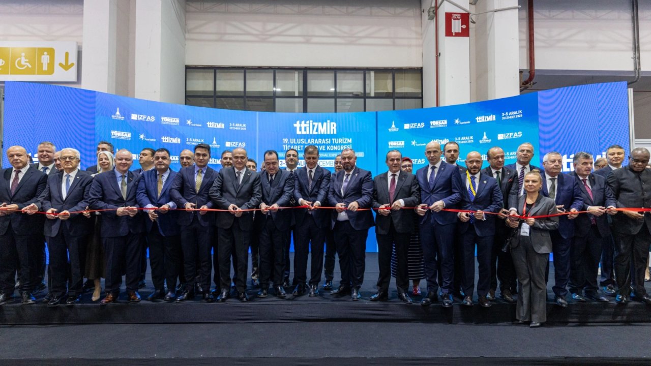 54 ülke ve 381 katılımcı İzmir&#039;de Turizm Zirvesi&#039;nde buluştu