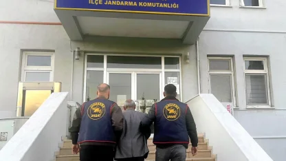 Adıyaman'da JASAT operasyonu... Kasten öldürmeden aranan şahıs yakalandı