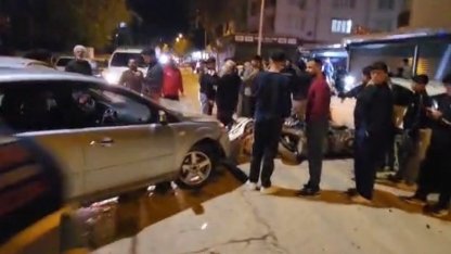 Adıyaman'da kontrolden çıkan araç ortalığı savaş alanına çevirdi!