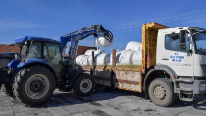 Ankara’da hayvan yetiştiricilerine silaj desteği