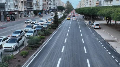 Antalya 100. Yıl Bulvarı’nda asfalt yenileme çalışması