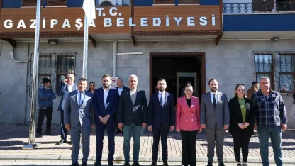 Antalya Büyükşehir Başkan Vekili Büşra Özdemir Gazipaşa’da