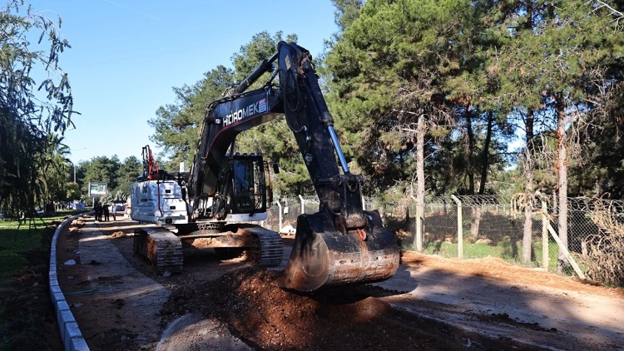 Antalya Büyükşehir'den Kardeş Kentler Caddesi’nde çalışma