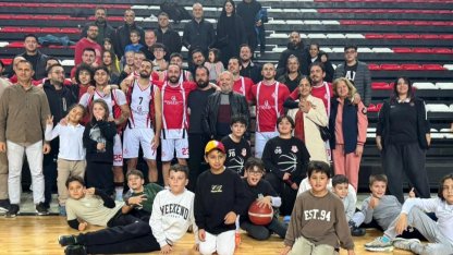 Antalya Muratpaşa basketbol namağlup şampiyon