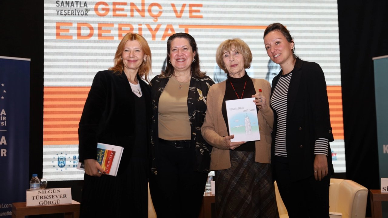 Ayşe Kulin’den Bursalı gençlere hayat dersleri